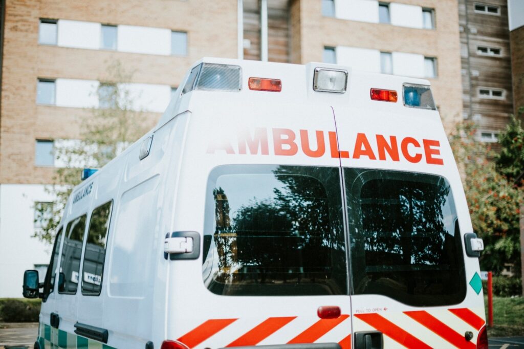 Asrın Sözlük | Ambulans Nedir?