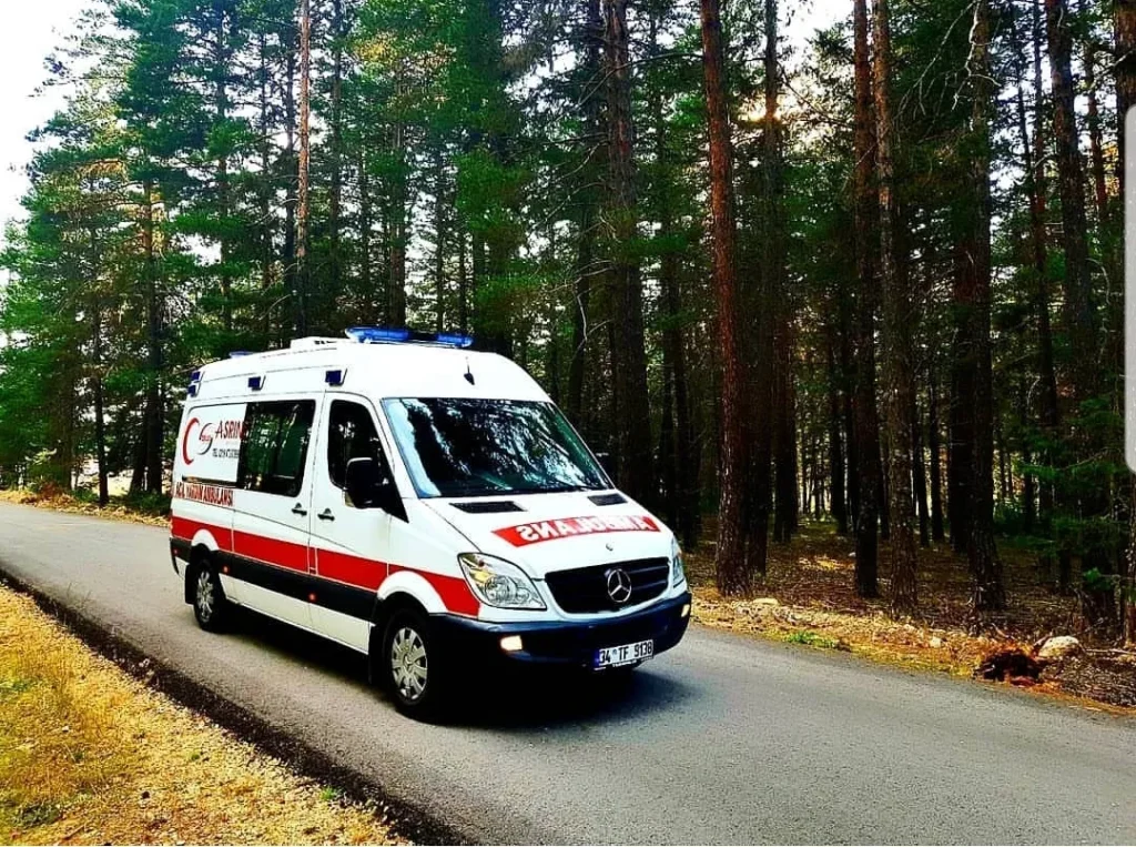 Sabit nokta ambulans hizmeti kamp alanında